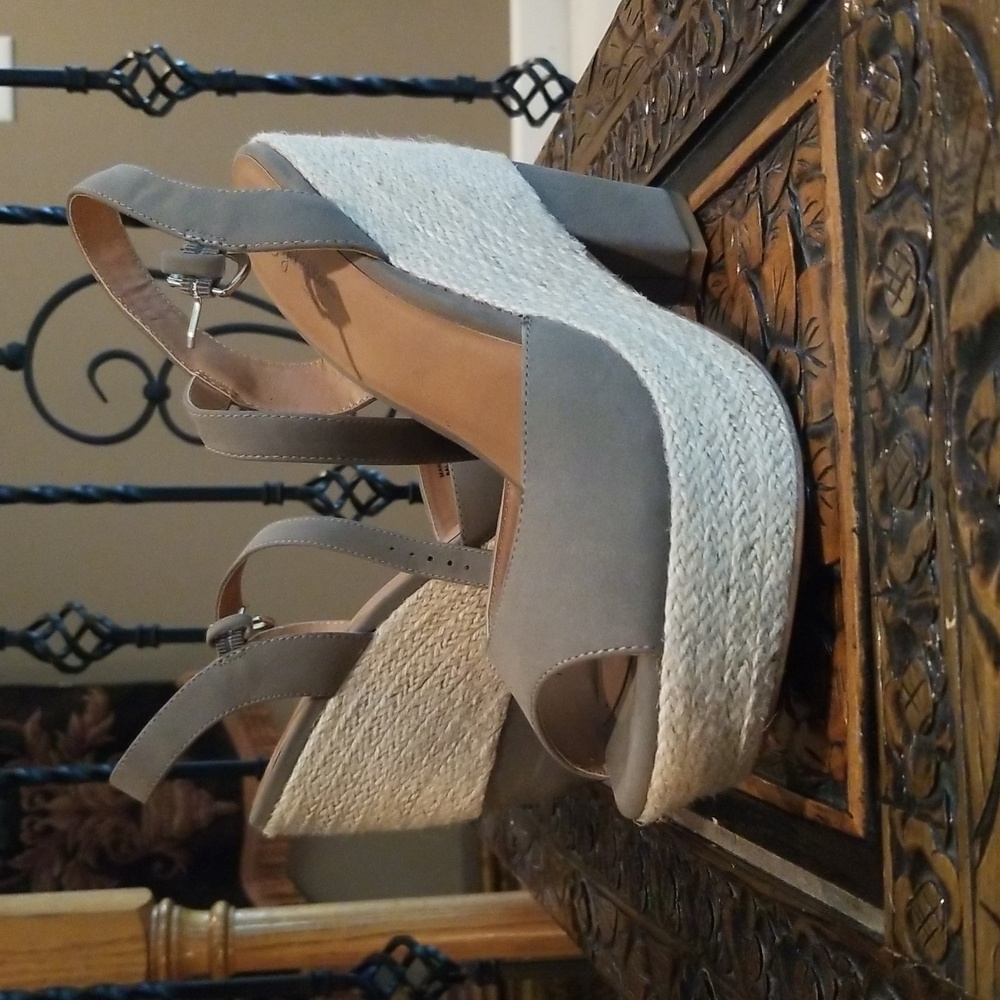 Seychelles l women's sz.10 l  appx. 6in' heel mule, tweed and suede
